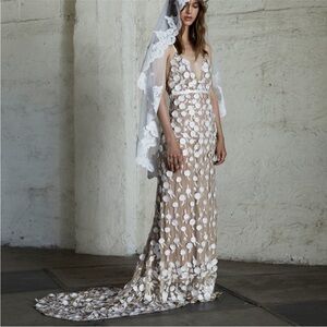 NWT For Love and Lemons Marguerite Floral Petal Gown Bridal Wedding Size XS
